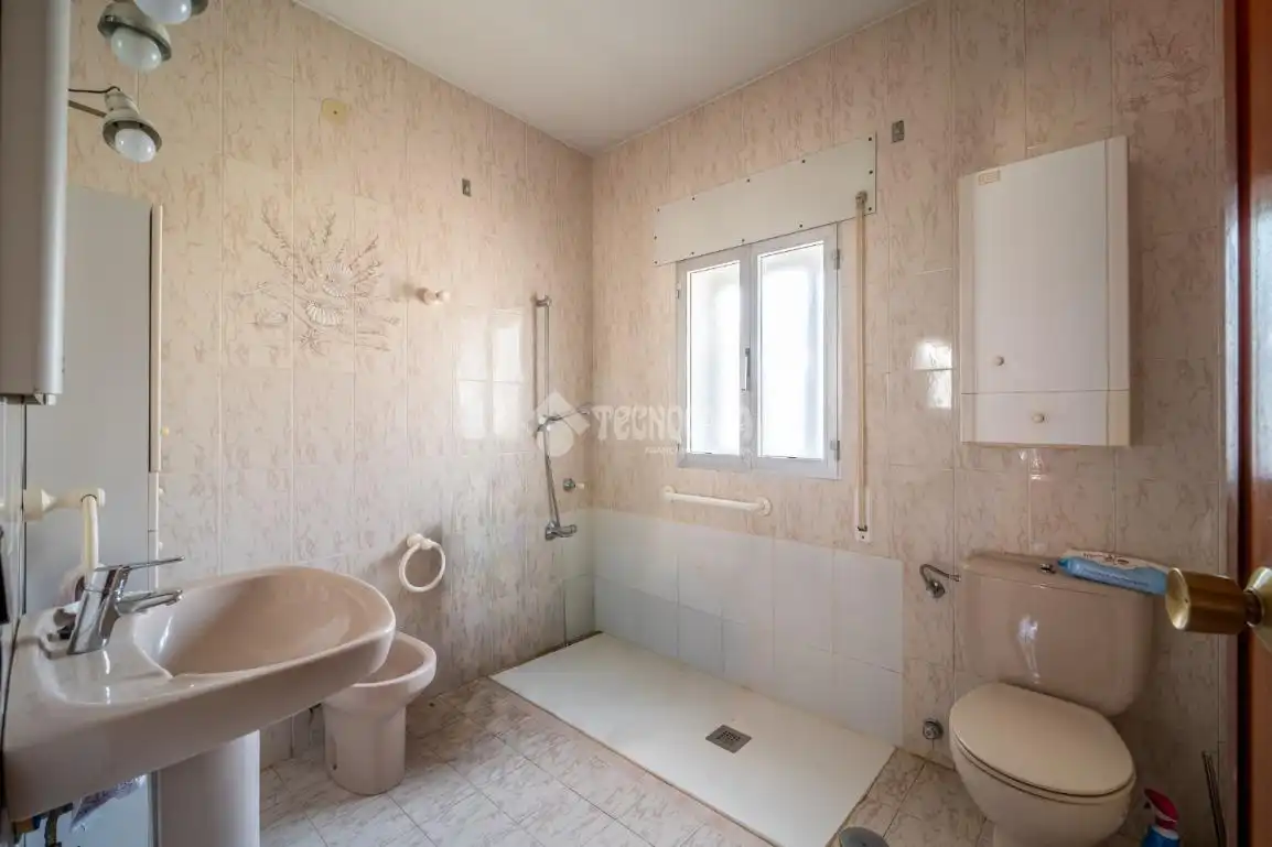 Baño de Casa o chalet en venta en Arganda del Rey con Aire acondicionado, Calefacción y Terraza