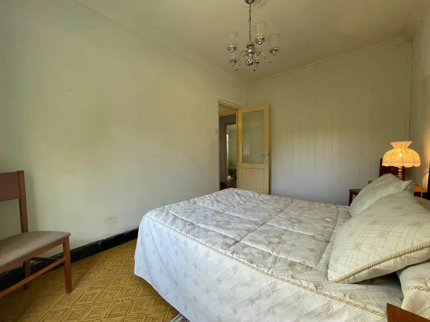 Dormitori de Casa o xalet en venda en Ferrol amb Calefacció i Jardí privat