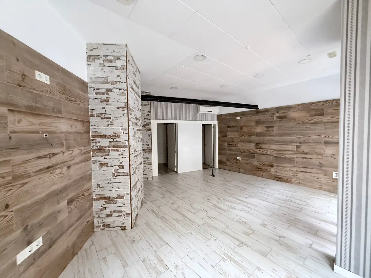 Business premises for sale in Calle Salitre, imagen 2