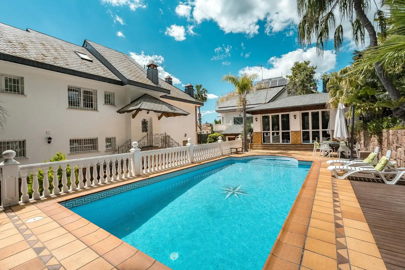 Swimming pool of Houses for sale in Pallejà  with Heating, Private garden and Terrace