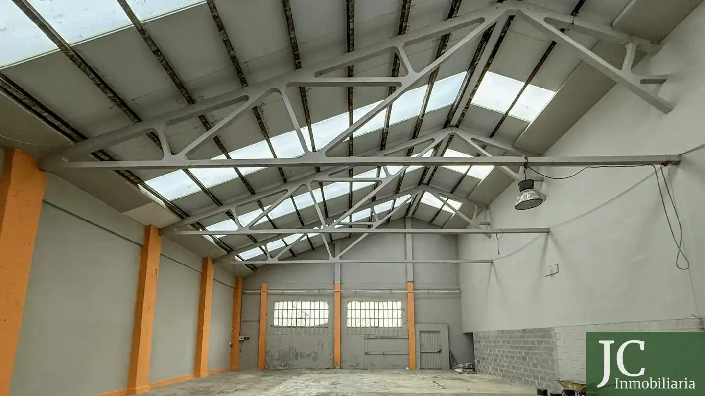 Exterior view of Industrial buildings for rent in Bárcena de Cicero