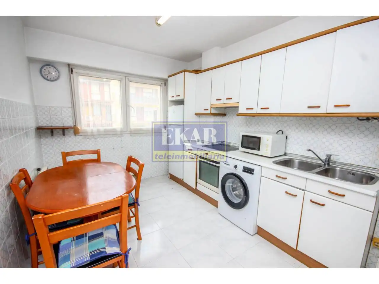 Cocina de Piso en venta en Irun  con Calefacción y Balcón