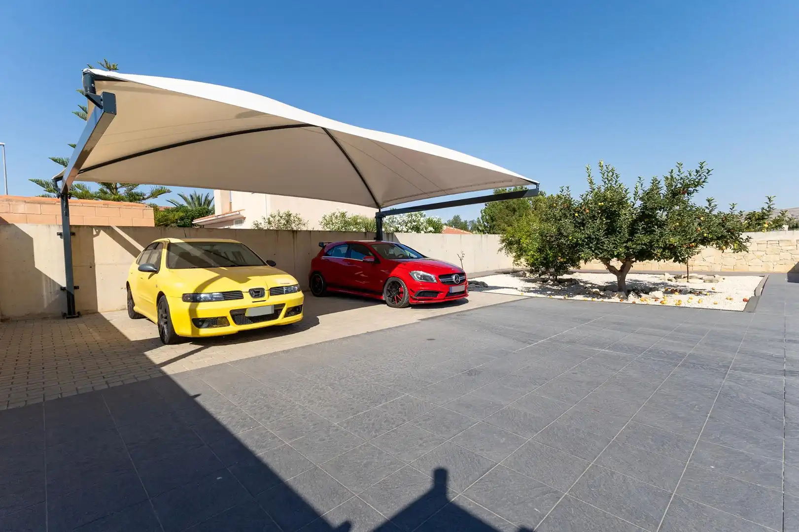 Aparcament de Casa o xalet en venda en Alicante / Alacant amb Aire condicionat, Calefacció i Jardí privat