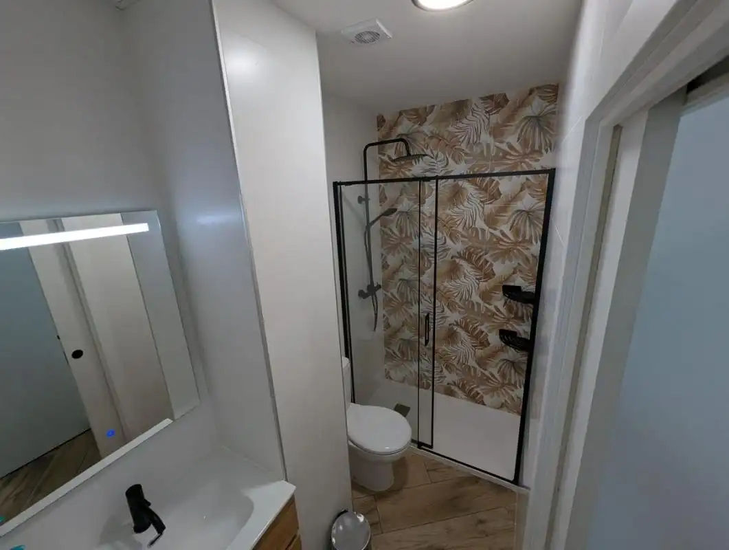 Baño de Local en venta en Málaga con Calefacción