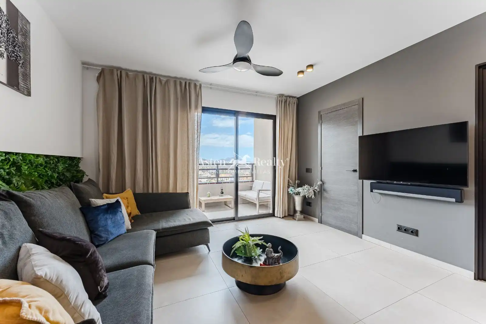 Apartment with pool for sale in Adeje 300, imagen 8