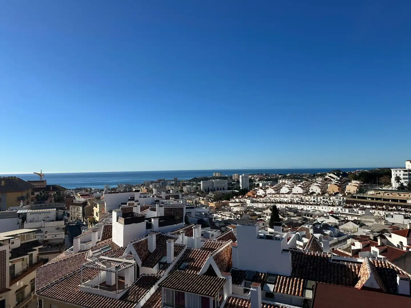 Exterior view of Flat for sale in Benalmádena  with Air Conditioner, Terrace and Community pool
