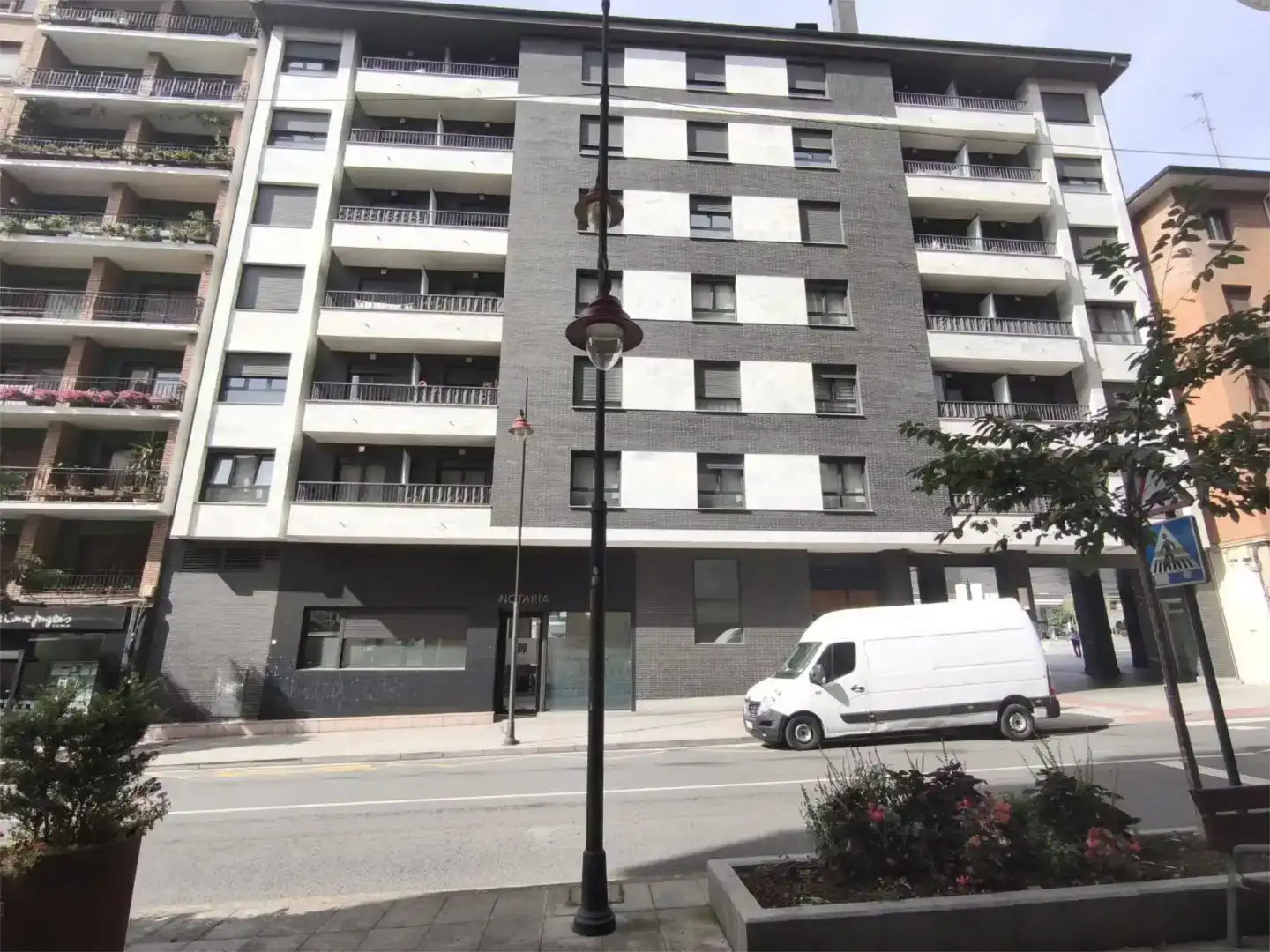 Vista exterior de Piso en venta en Galdakao, Bizkaia