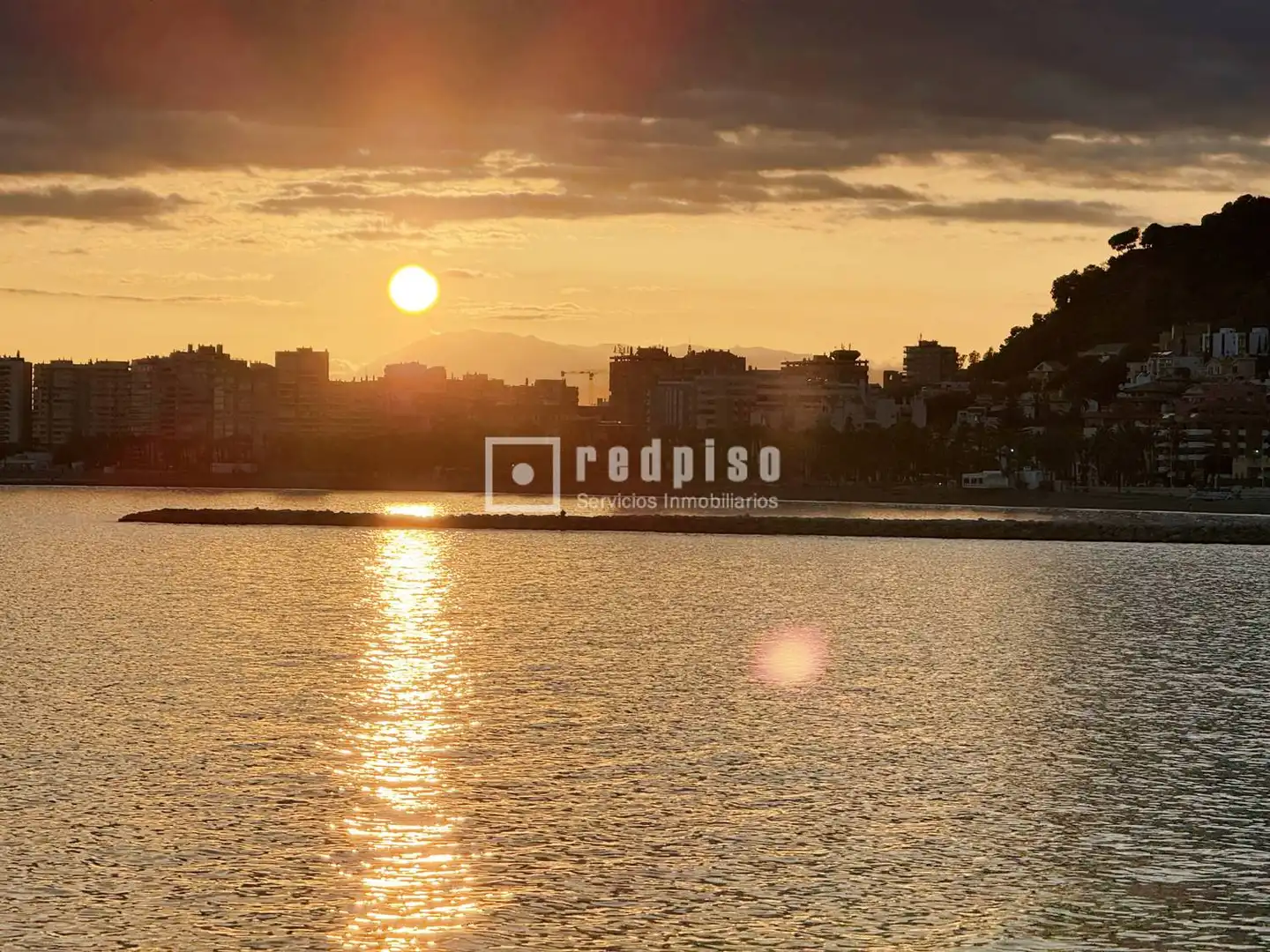 Vista exterior de Piso en venta en Málaga con Aire acondicionado y Terraza