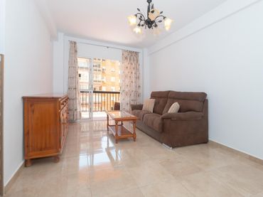 Piso con ascensor en venta en AYALA