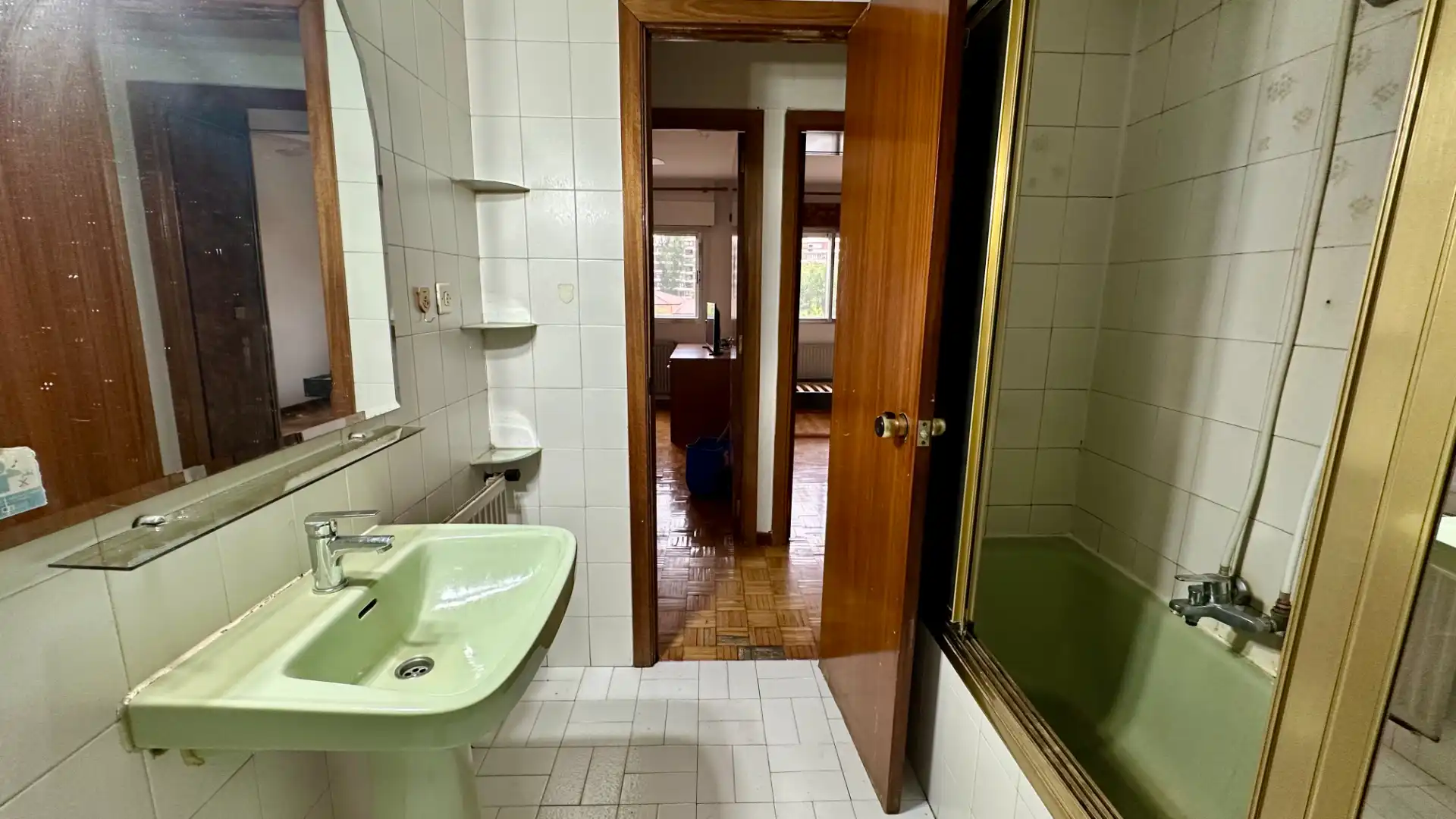 Baño de Piso en venta en Fuenlabrada con Aire acondicionado, Calefacción y Parquet