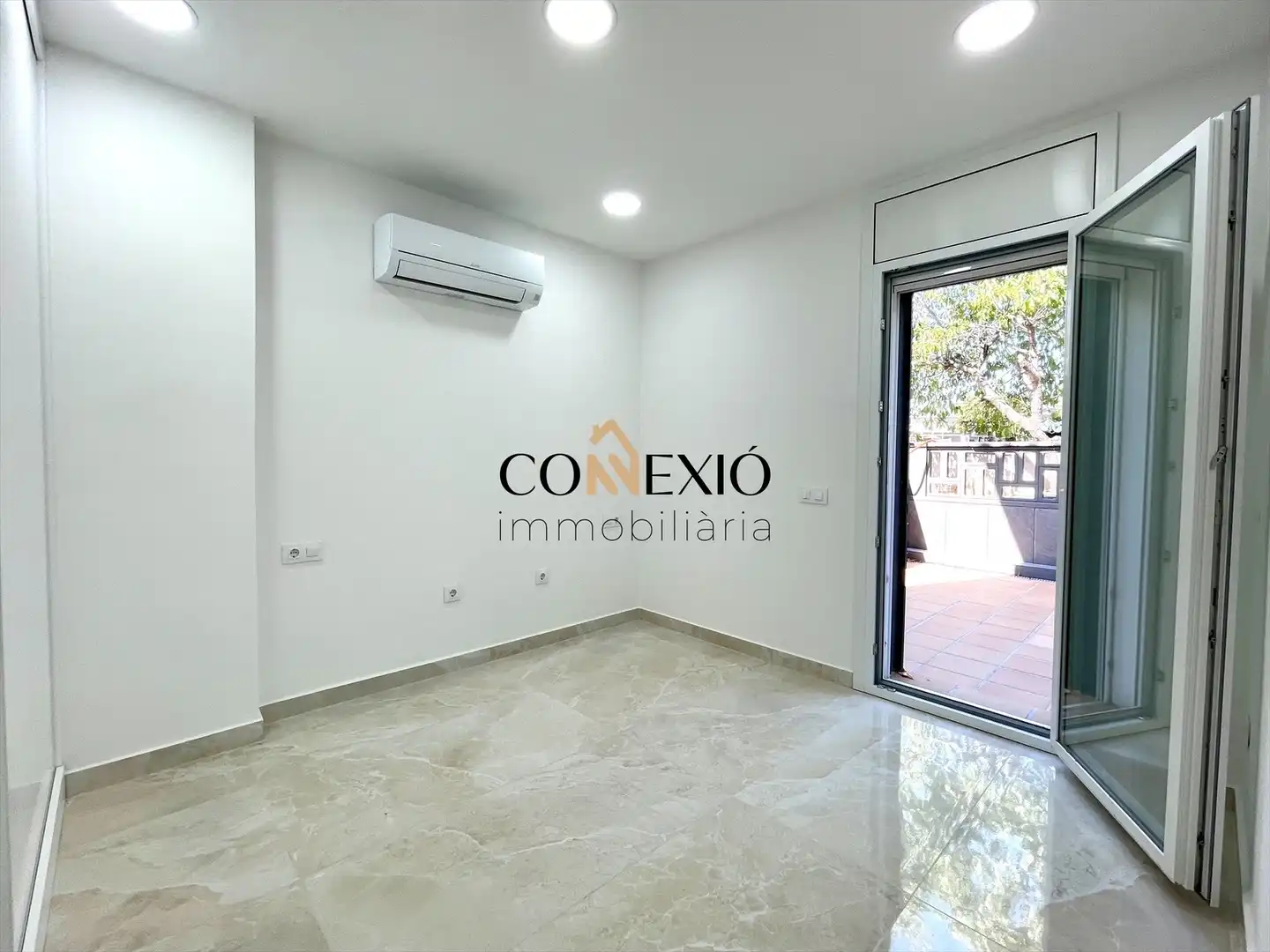 Terraza de Planta baja en venta en Sarrià de Ter con Aire acondicionado, Calefacción y Terraza