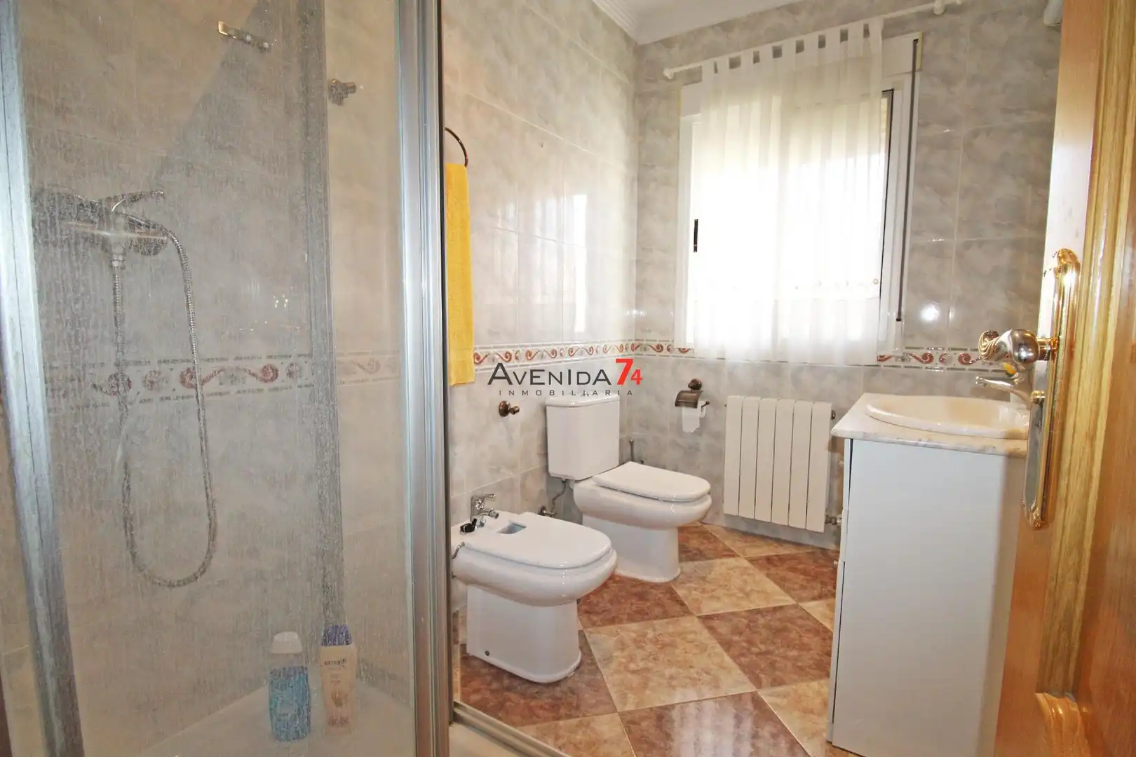 Bany de Casa o xalet en venda en Lorca amb Aire condicionat, Calefacció i Jardí privat