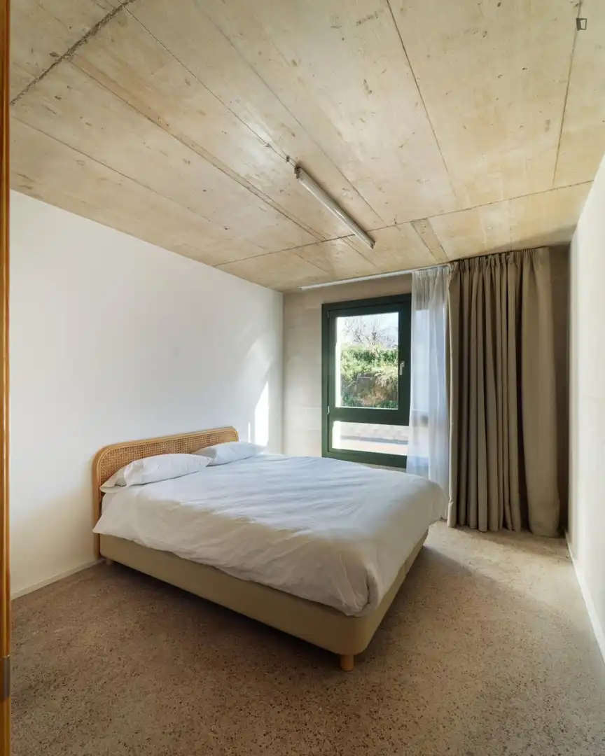Habitación de Apartamento de alquiler en Barcelona con Aire acondicionado, Calefacción y Amueblado