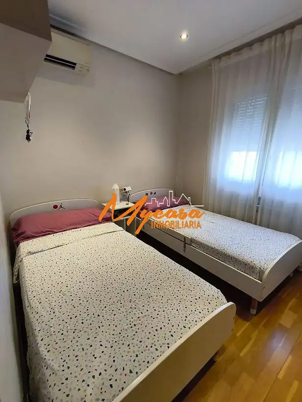 Schlafzimmer von Wohnung zur Miete in Villaviciosa de Odón mit Klimaanlage, Heizung und Terrasse