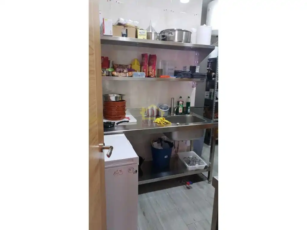 Cocina de Local en venta en Salamanca