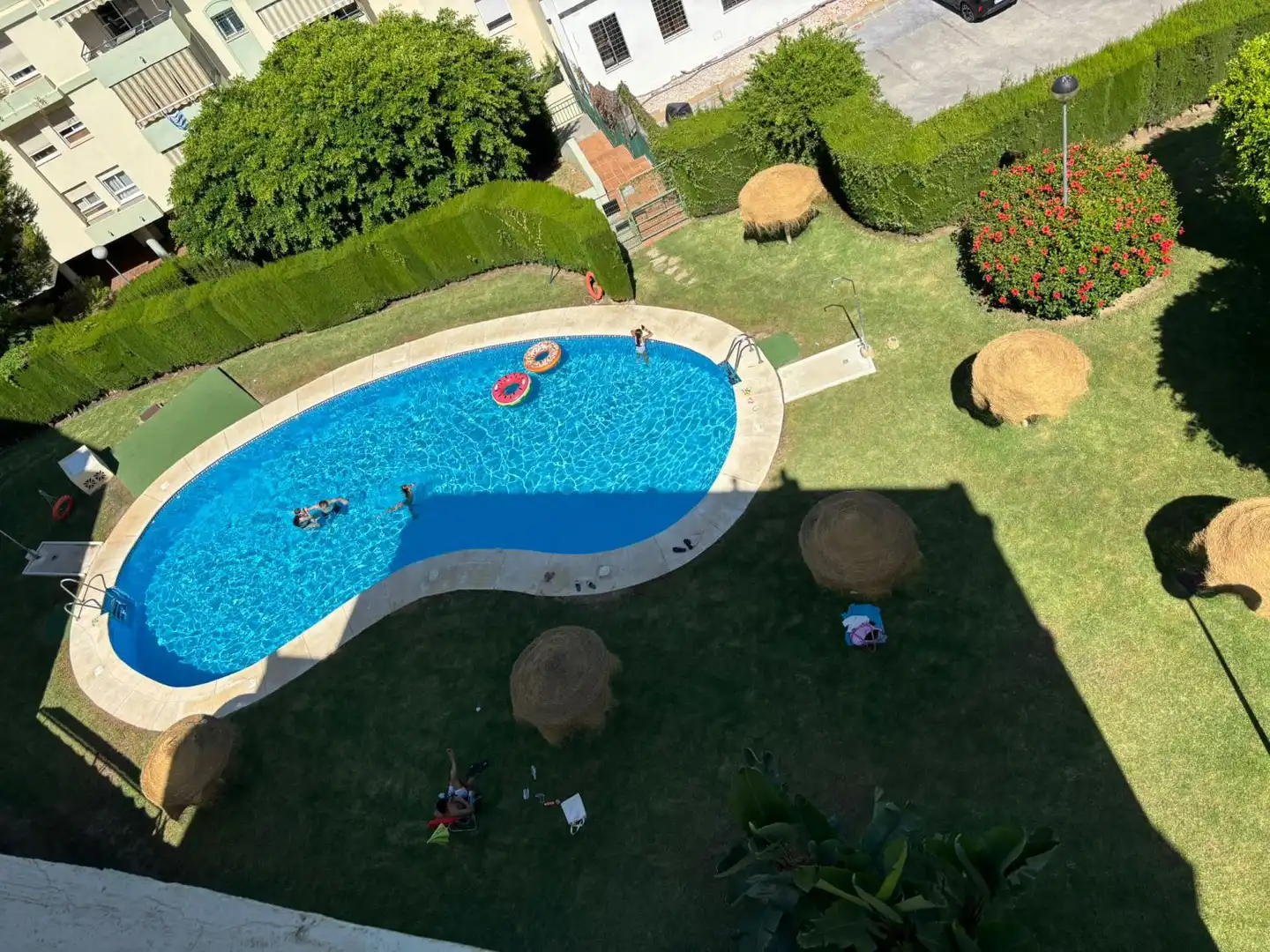 Piscina de Piso en venta en Torremolinos con Terraza