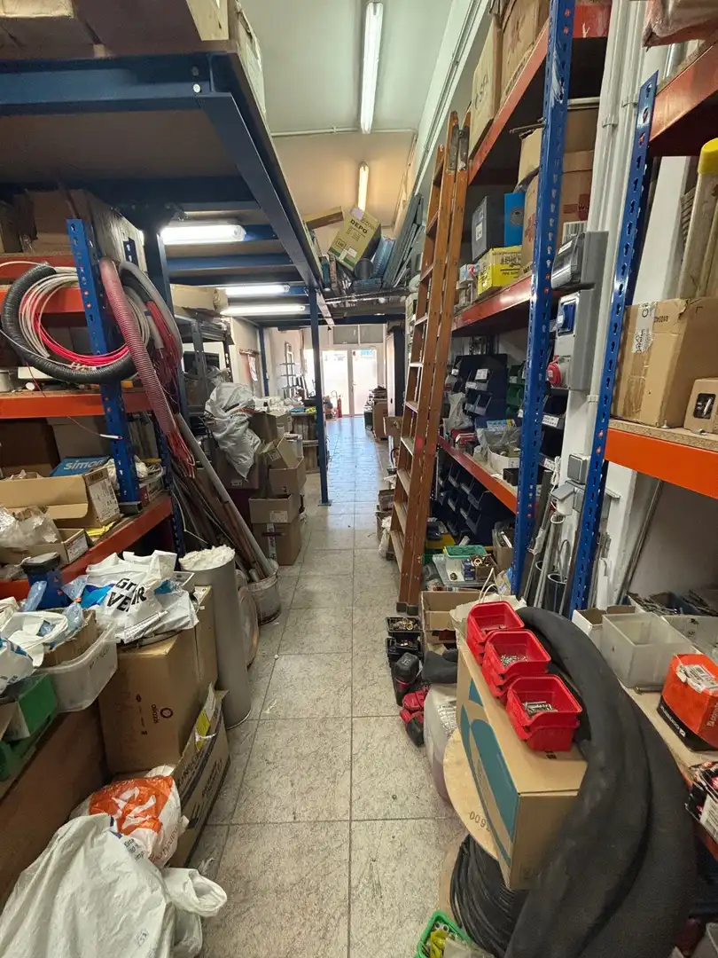 Local en venda en Molins de Rei amb Aire condicionat