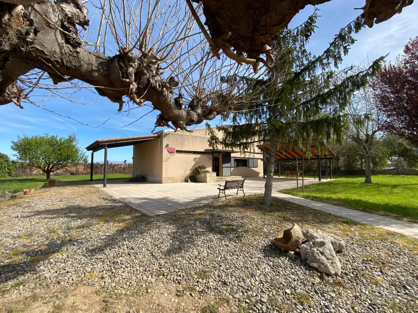 Vista exterior de Casa o chalet en venta en Bell-lloc d'Urgell con Calefacción, Jardín privado y Terraza