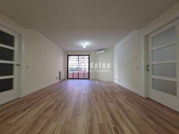 Piso con ascensor en venta en Carabanchel
