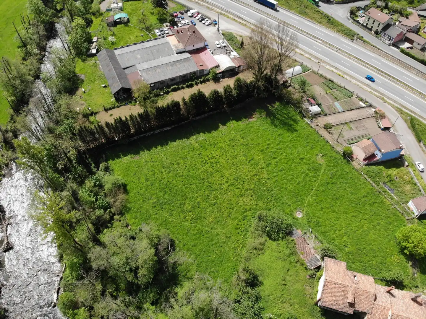 Residential for sale in Lena