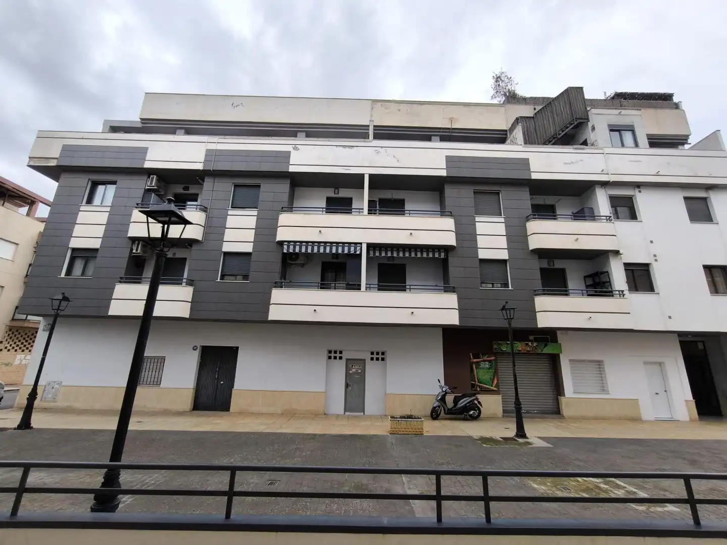 Exterior view of Flat for sale in Atarfe  with Terrace