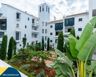 Vista exterior de Apartament en venda en Marbella amb Aire condicionat i Terrassa