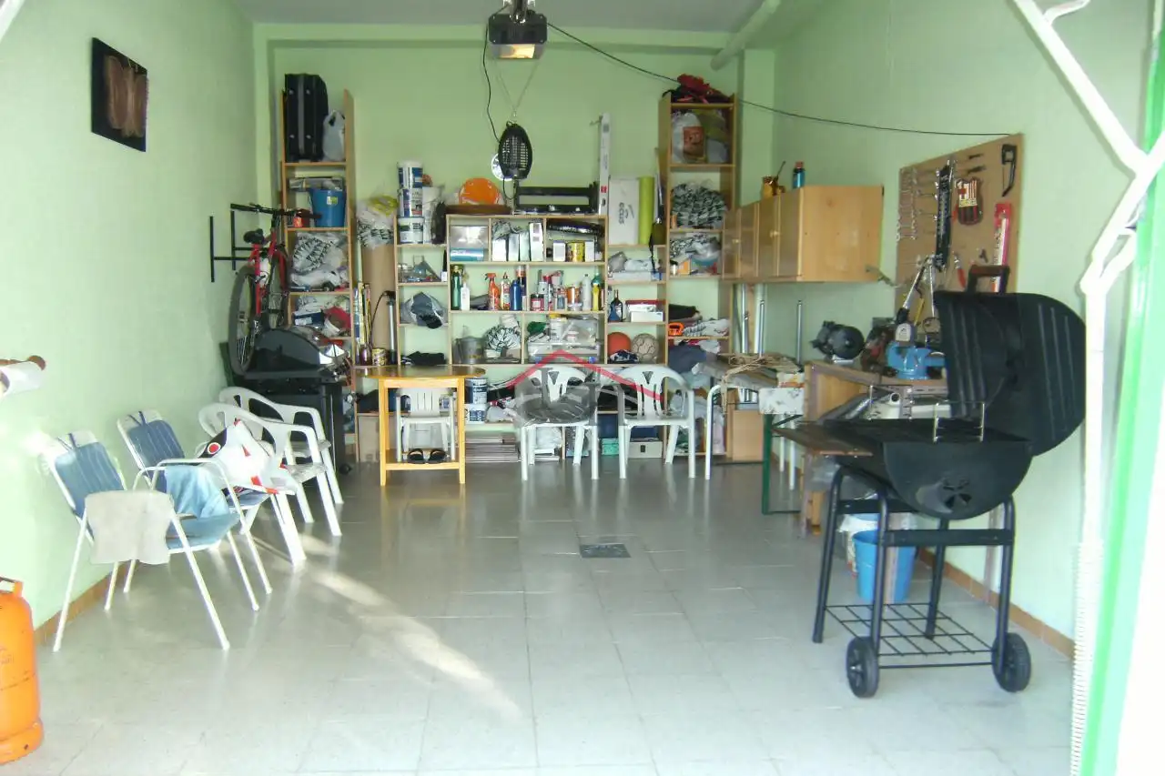 Wohnung zum Verkauf in Mansilla de las Mulas mit Heizung, Terrasse und Möbliert