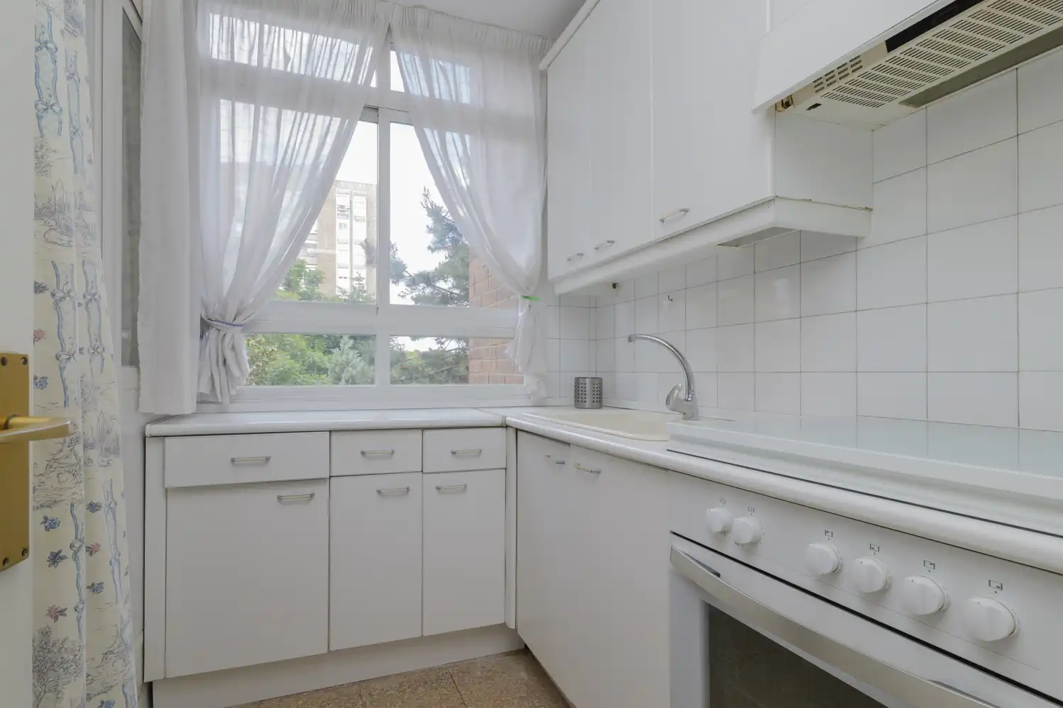Cocina de Piso en venta en Madrid con Calefacción y Terraza
