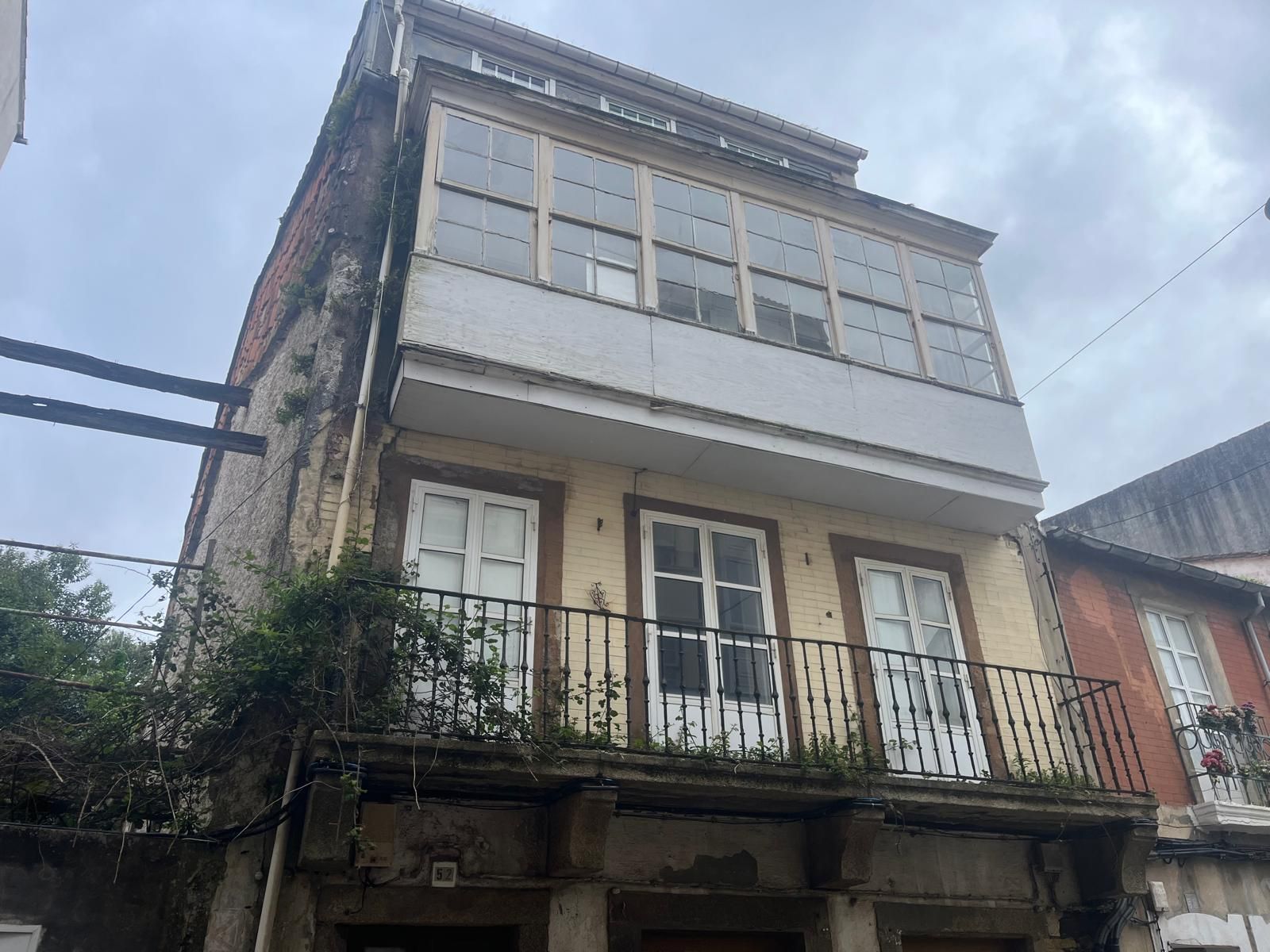 Vista exterior de Piso en venta en Ferrol