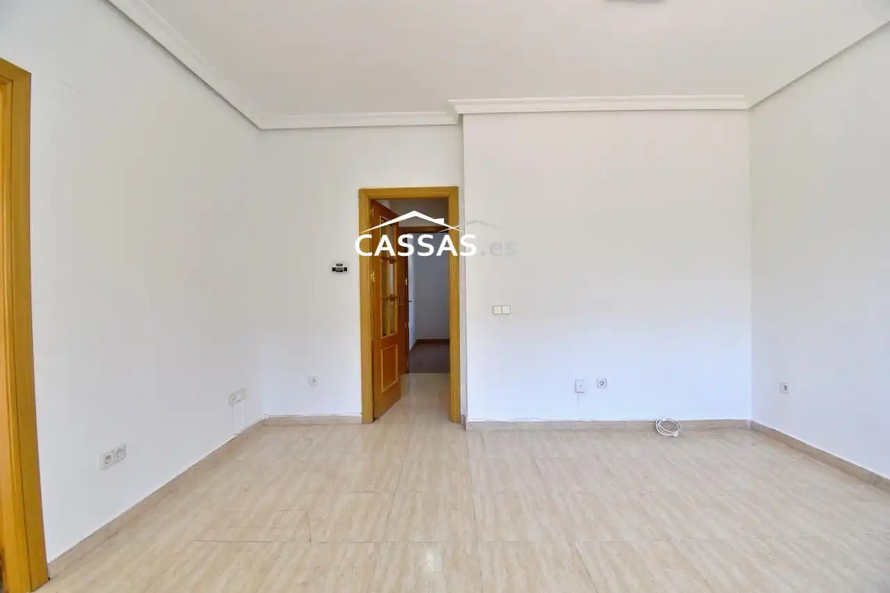 Planta baja en venta en Torrejón de Ardoz con Aire acondicionado y Piscina comunitaria