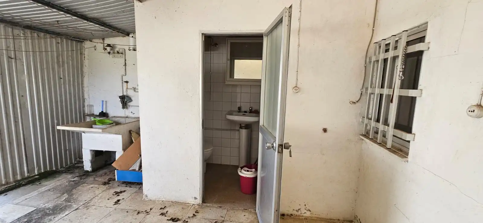 Bany de Casa adosada en venda en Narón amb Moblat