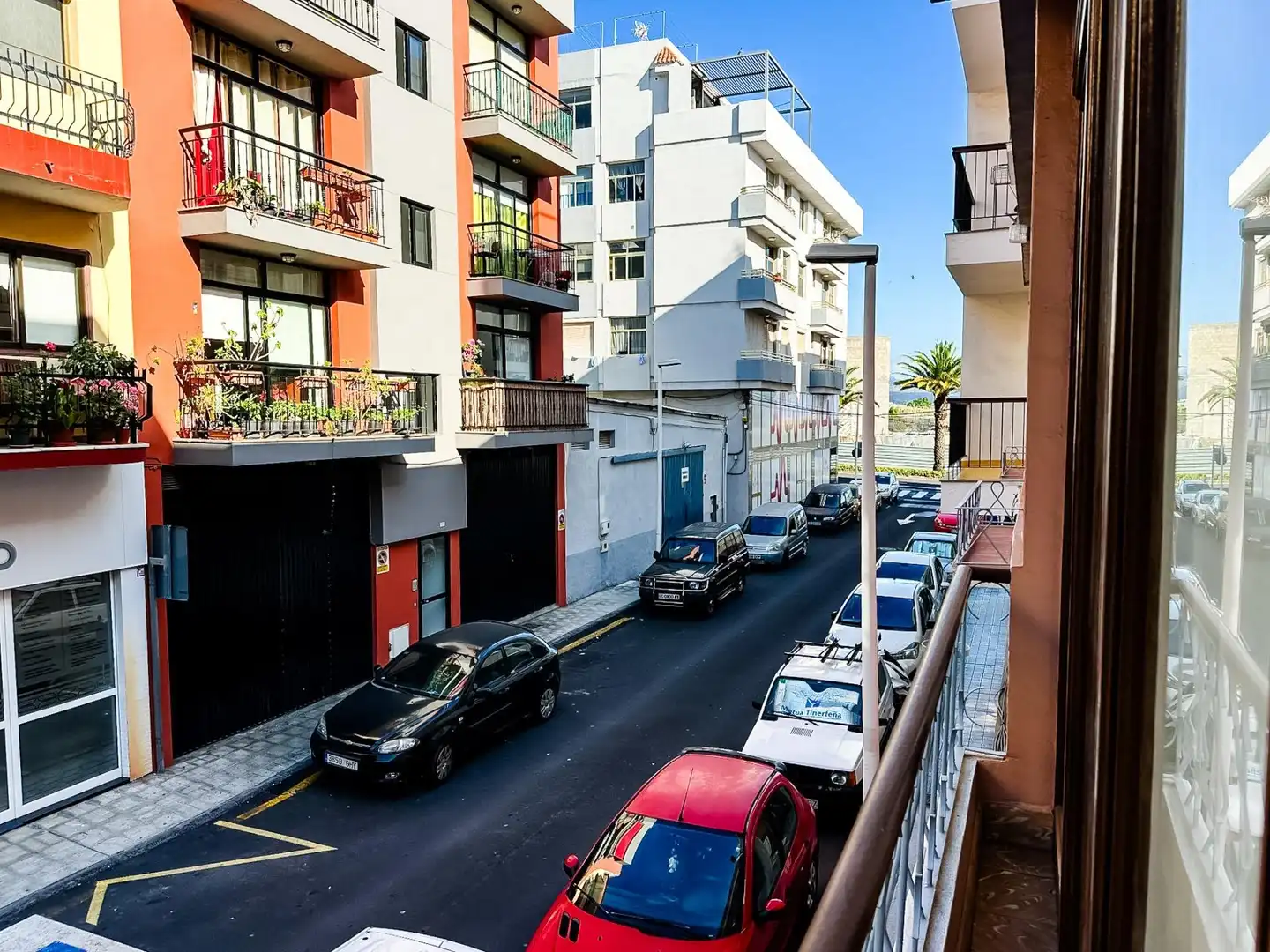 Vista exterior de Edificio en venta en Los Llanos de Aridane