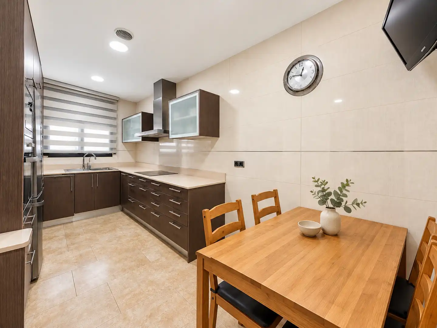 Adosado con terraza en venta en Gran Via de Lluís Companys, imagen 4