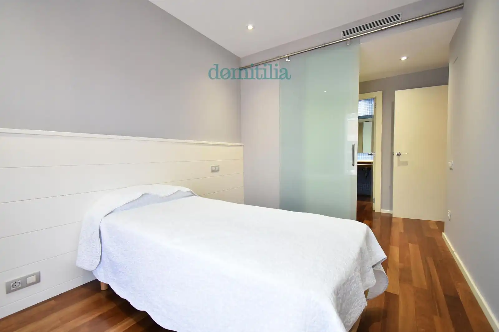 Habitación de Dúplex de alquiler en Sabadell con Aire acondicionado, Calefacción y Terraza