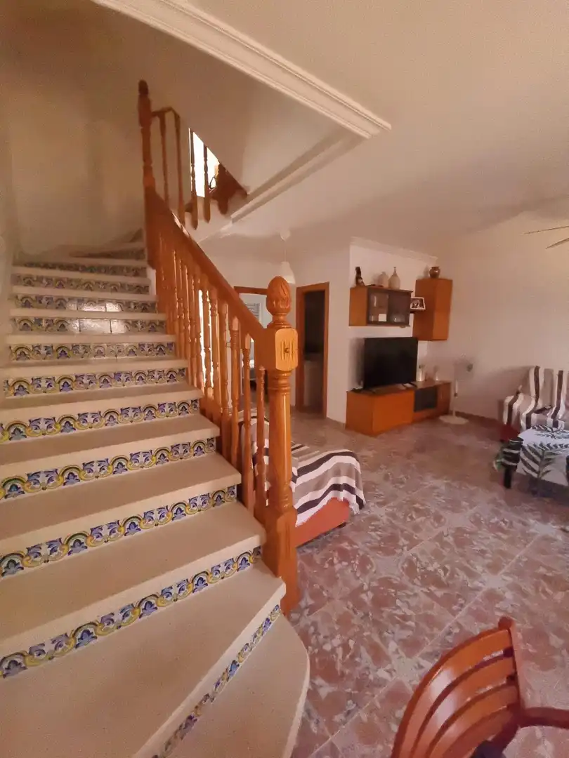Haus oder Chalet zum Verkauf in San Pedro del Pinatar mit Privatgarten, Terrasse und Möbliert