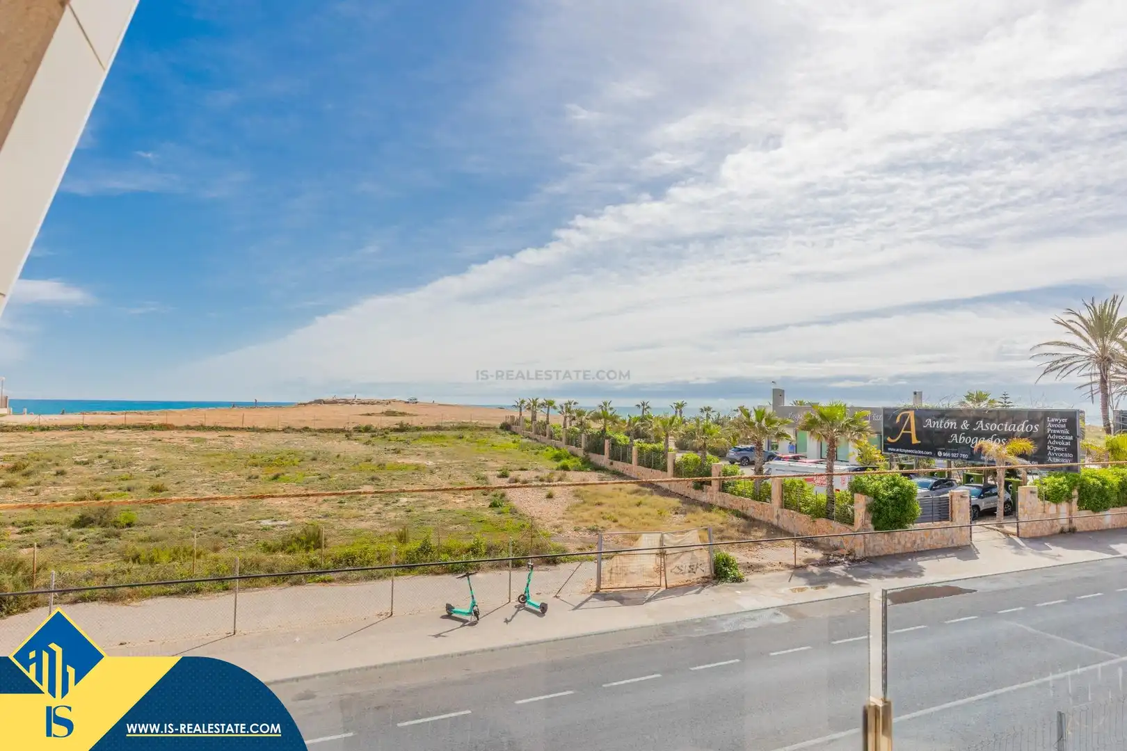 Wohnung mit Pool zum Verkauf in Playa de los Locos