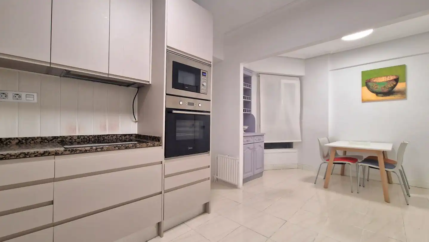 Cocina de Piso de alquiler en Donostia - San Sebastián  con Terraza y Balcón