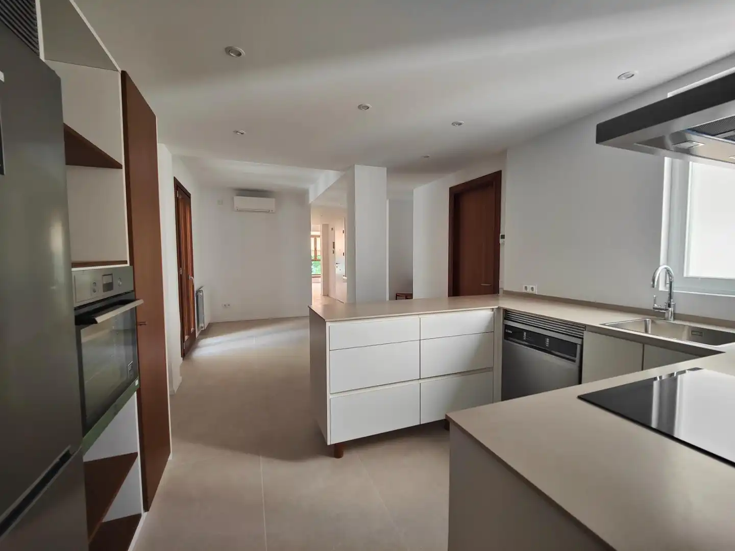Cocina de Piso de alquiler en  Palma de Mallorca con Aire acondicionado, Calefacción y Balcón