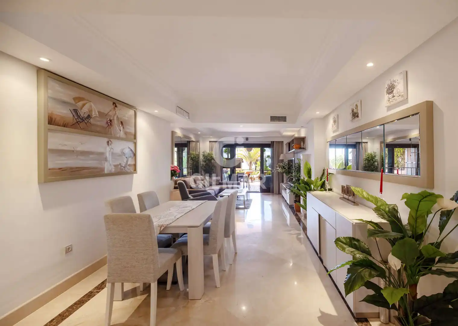 Comedor de Planta baja en venta en Estepona con Calefacción, Jardín privado y Trastero