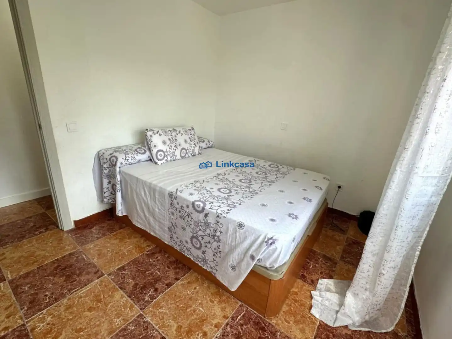 Bedroom of Flat for sale in Madrid  with Air Conditioner and Heating