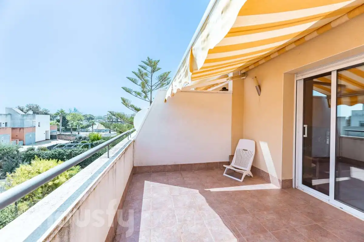 Haus mit Pool zum Verkauf in Calle Poeta Rafael Alberti ., imagen 30