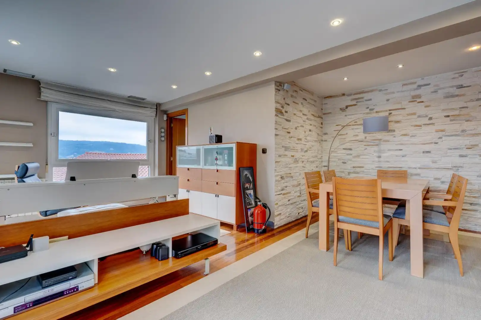 Sala de estar de Piso en venta en Donostia - San Sebastián  con Calefacción, Trastero y Amueblado