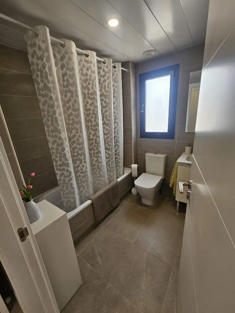 Baño de Piso en venta en Sant Pere de Ribes con Aire acondicionado, Terraza y Trastero