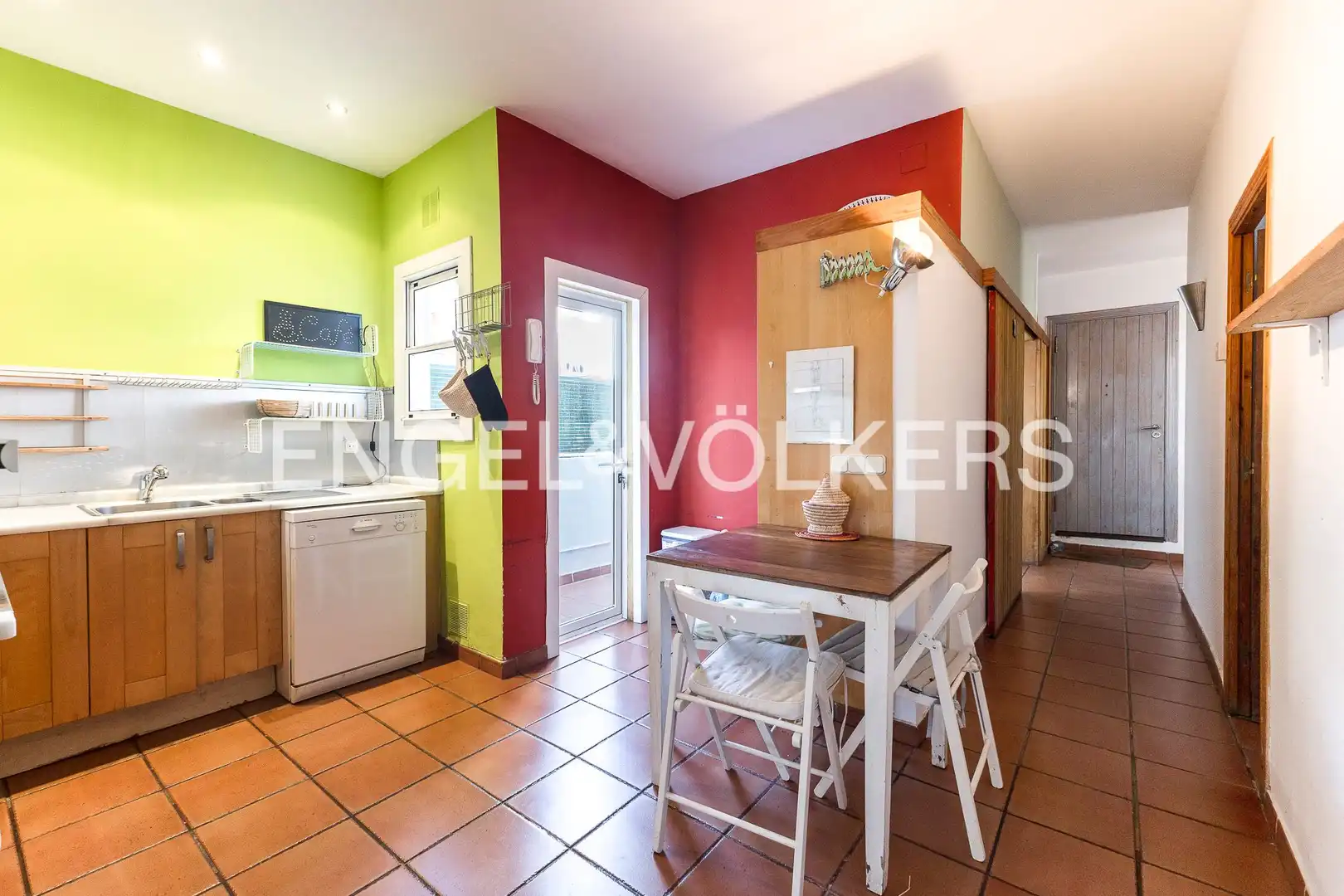 Kitchen of Houses for sale in Barcelona  with Heating, Terrace and Storage room