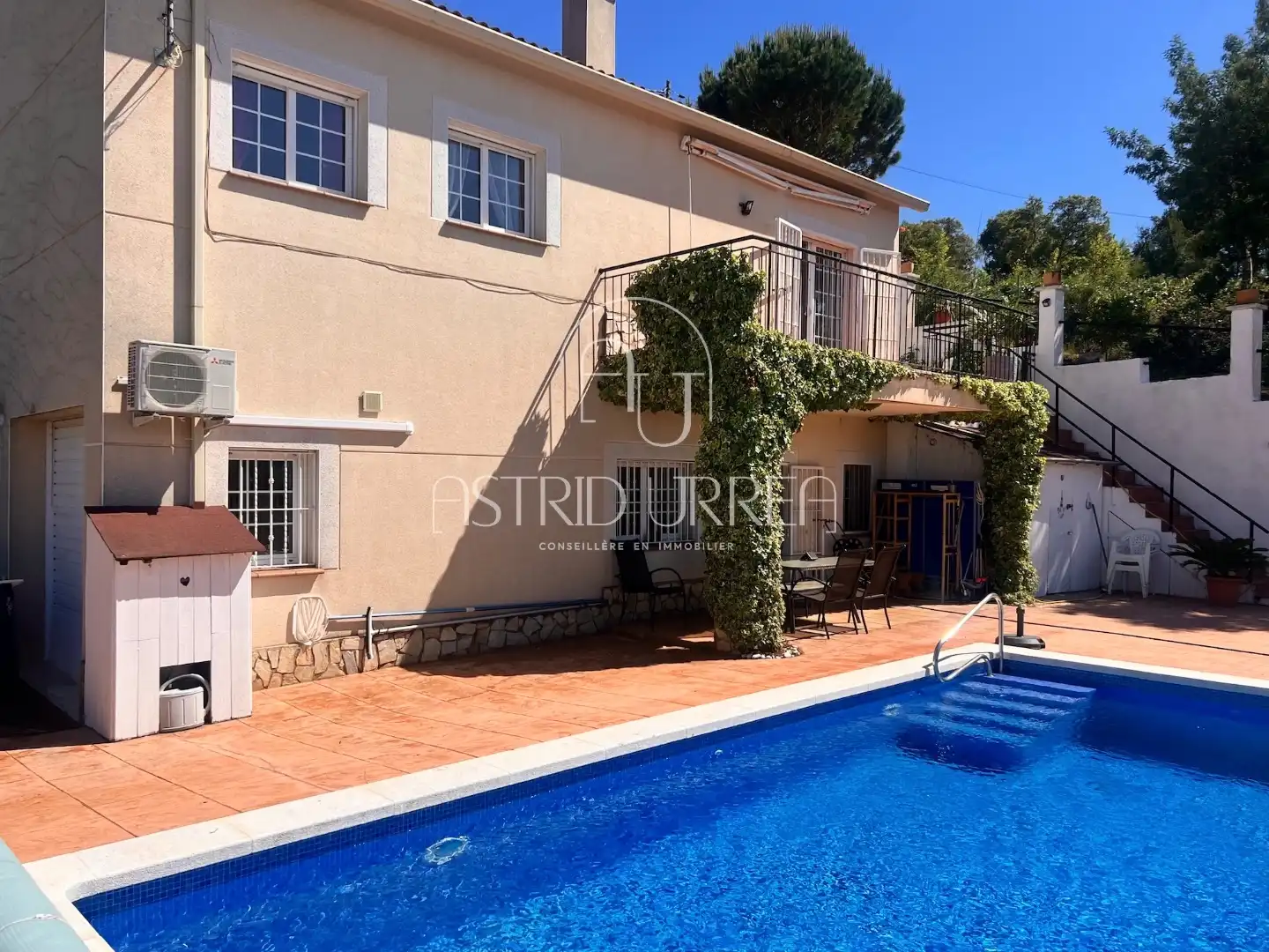 Casa amb piscina en venda a Carrer Òrbita 3, imagen 16