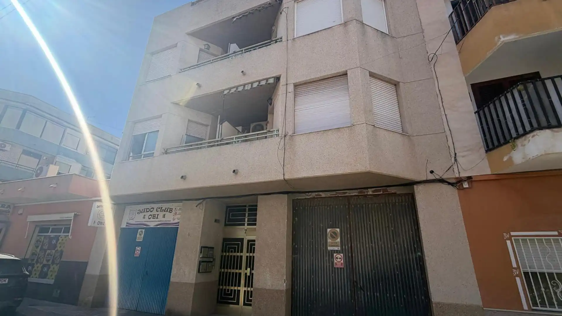 Außenansicht von Wohnungen zum Verkauf in Formentera del Segura mit Klimaanlage und Balkon