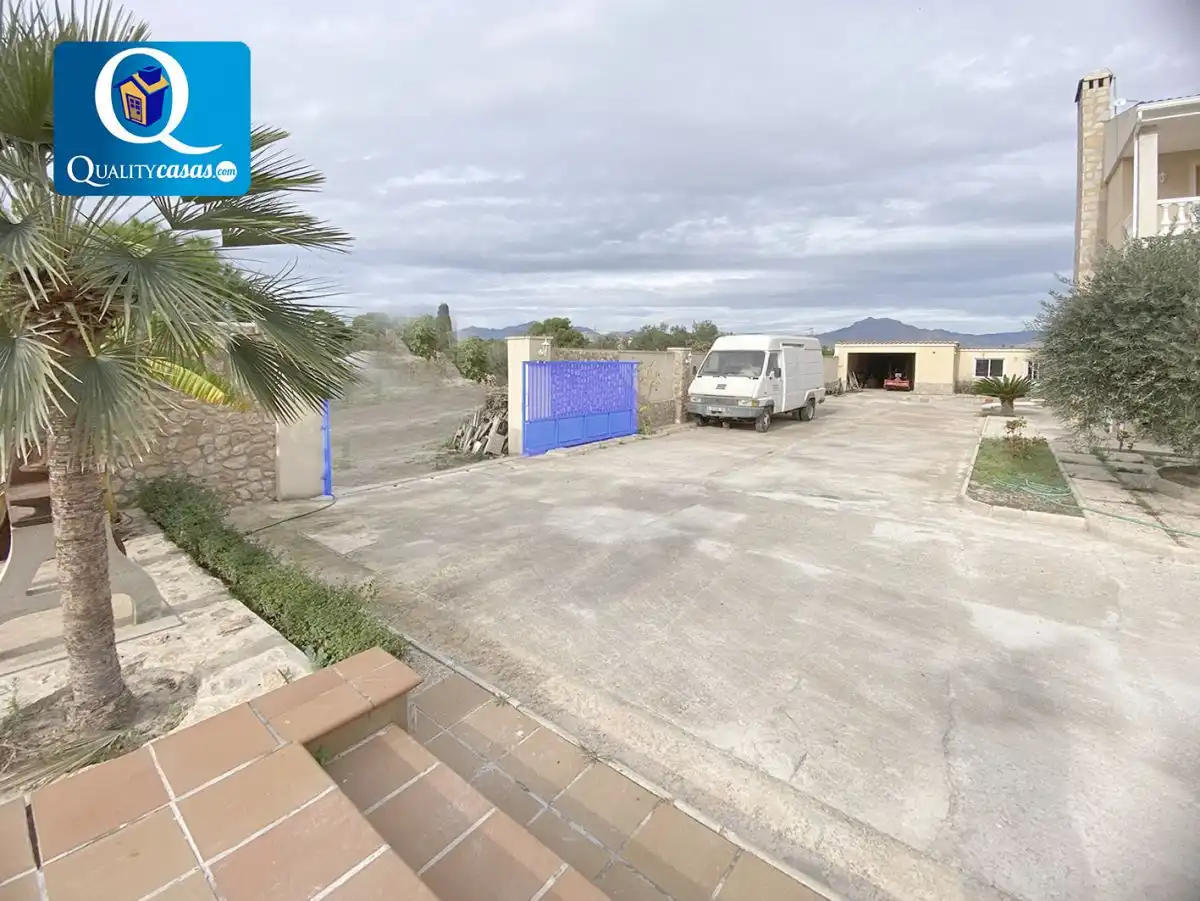 Parking of Houses for sale in Mutxamel  with Terrace and Storage room