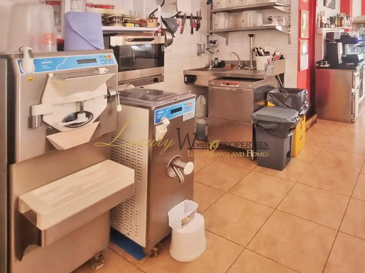 Locale commerciale in cessione a Mar En Calma, imagen 4