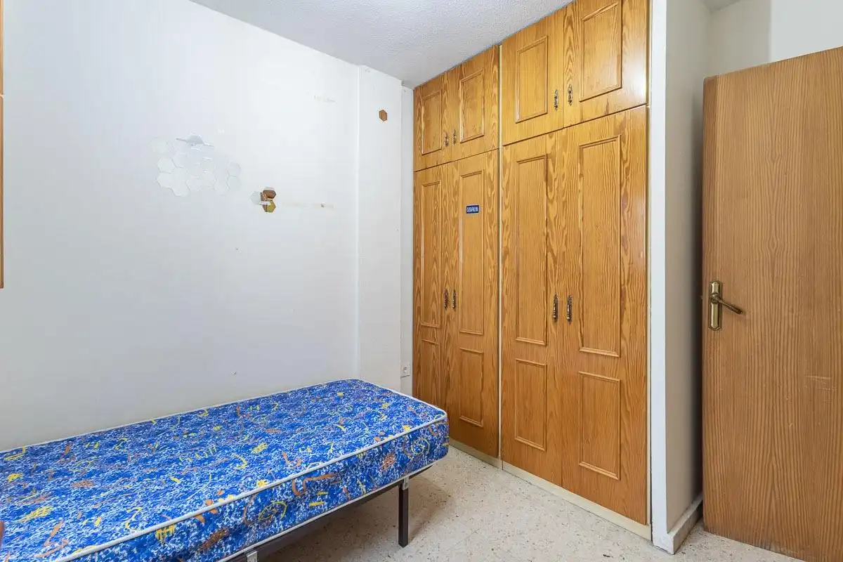 Dormitori de Casa o xalet en venda en Granada amb Aire condicionat i Terrassa