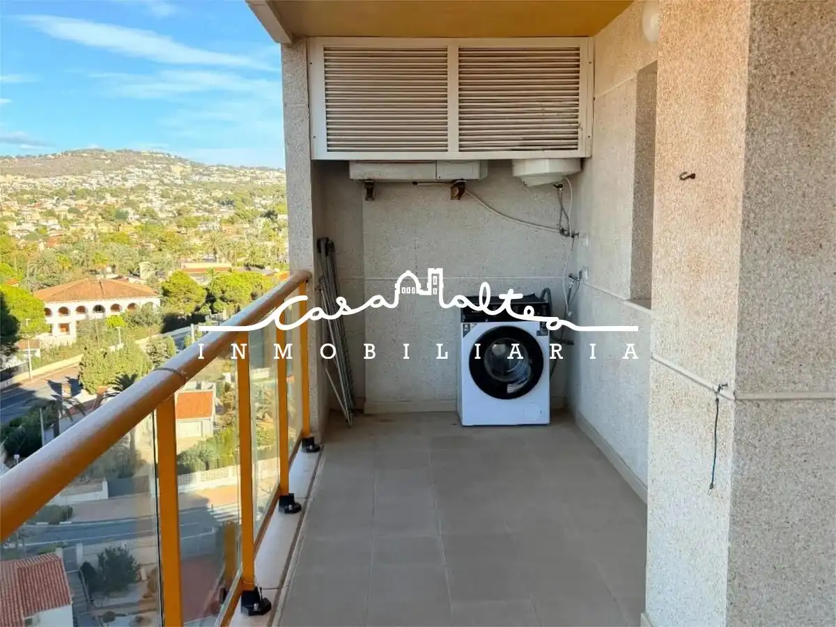 Terrassa de Pis en venda en Calpe / Calp amb Aire condicionat, Calefacció i Jardí privat